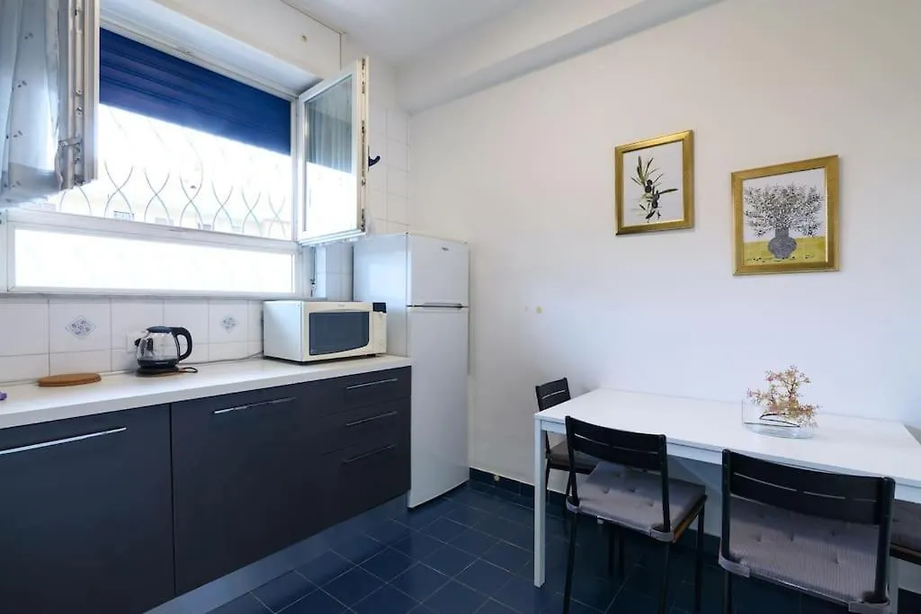 Primopiano - Astico Apartment Milan 0*,  Italy
